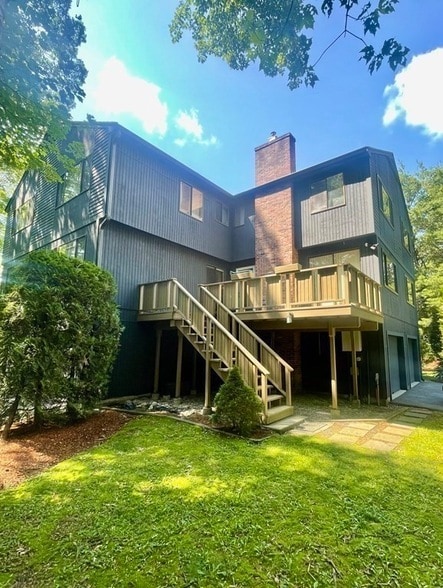 property at 42 Treetop Park