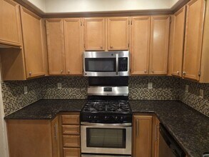 15 Agave Ct in Mission Viejo, CA - Foto de edificio - Building Photo