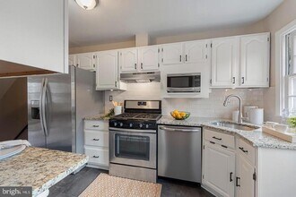 183 Stanmore Rd in Baltimore, MD - Building Photo - Building Photo