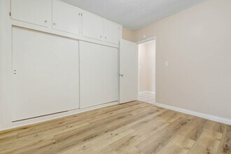 Telegraph Place Apartments in Downey, CA - Building Photo - Building Photo