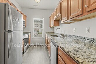 137 Pine Shadow Dr in Goose Creek, SC - Building Photo - Building Photo