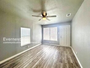 1607 El Paso St in San Antonio, TX - Building Photo - Building Photo