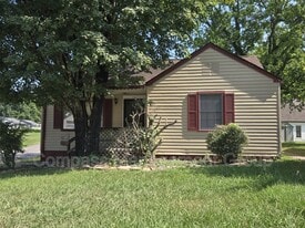 1719 McClung Ave in Knoxville, TN - Building Photo