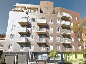 3226 Union St in Flushing, NY - Building Photo - Building Photo