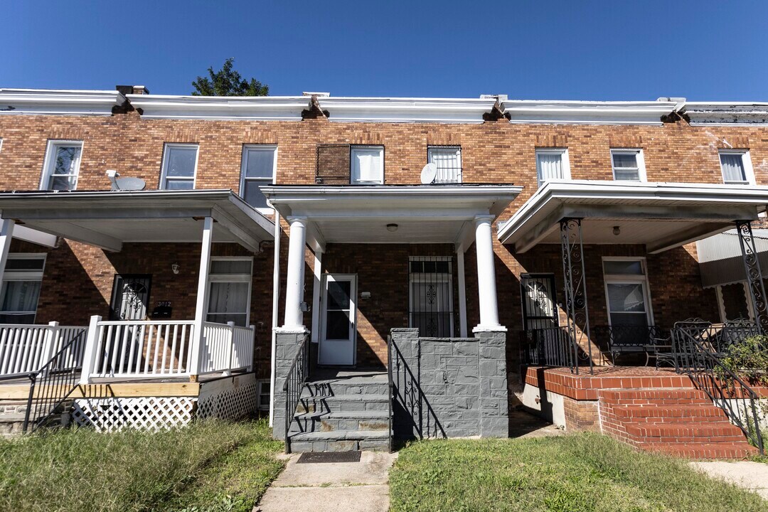 3010 Harlem Ave in Baltimore, MD - Foto de edificio