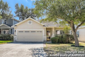 23611 Silver Creek in San Antonio, TX - Building Photo