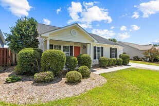 410 Brewster Ln in Wilmington, NC - Building Photo