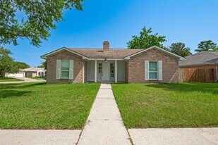 3234 Mourning Dove Dr in Spring, TX - Building Photo