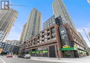 4130 Parkside Village Dr in Mississauga, ON - Building Photo