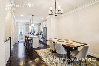 14520 Lake Vista Dr in Chantilly, VA - Building Photo - Building Photo