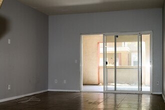 31355 David Ln in Temecula, CA - Foto de edificio - Building Photo