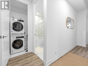 180 Front St E in Toronto, ON - Building Photo - Building Photo