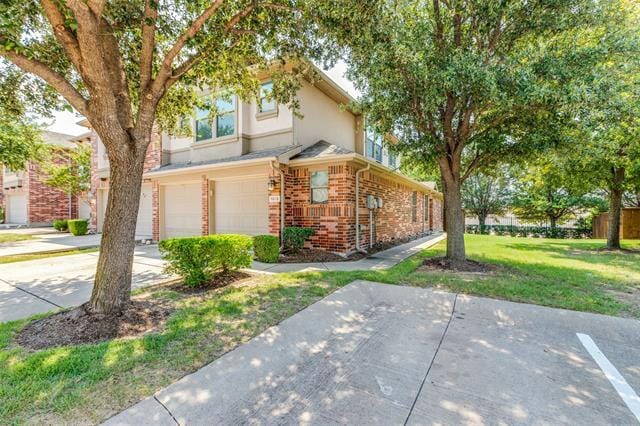 property at 1013 Lucy Ln