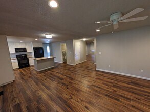 6009 16th Ave SE in Lacey, WA - Building Photo - Building Photo