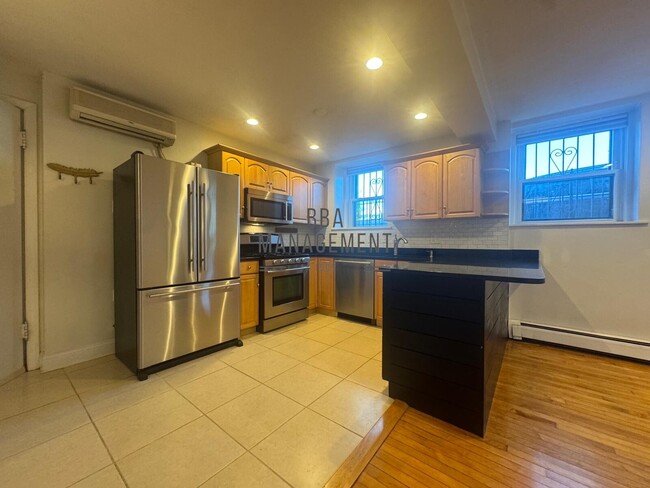 60 Charlesgate E, Unit 1 in Boston, MA - Building Photo - Building Photo