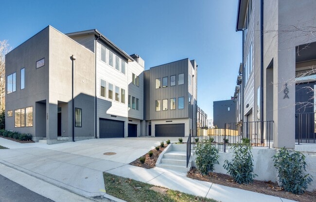 16 Willis St in Nashville, TN - Foto de edificio - Building Photo