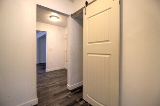 1004 NE 19th St in Oklahoma City, OK - Building Photo - Building Photo