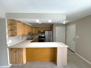 199 Wakulla Ln in Cocoa Beach, FL - Building Photo - Building Photo