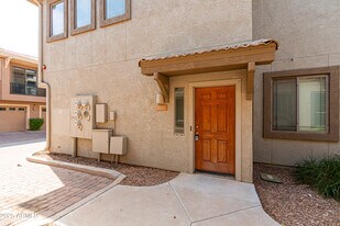 1225 N 36th St in Phoenix, AZ - Building Photo