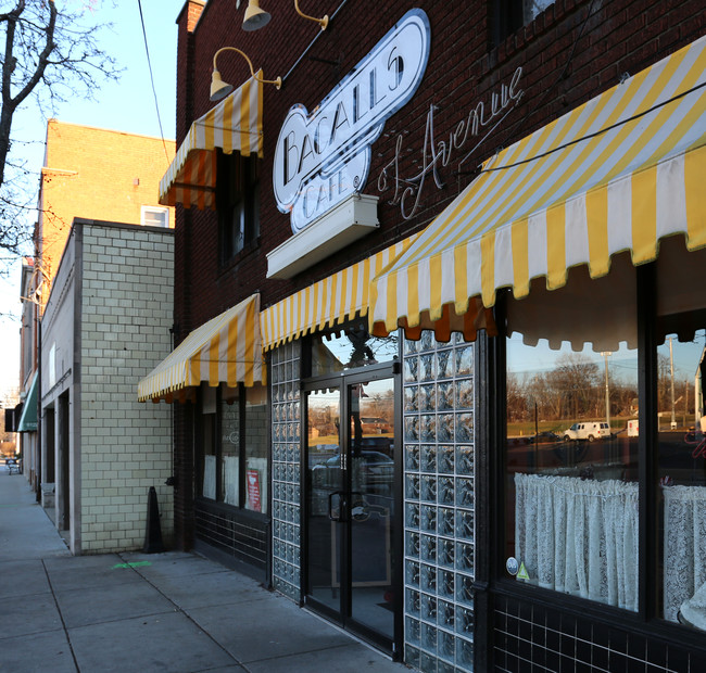 Casas Alquiler en College Hill, OH