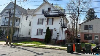 54 North Ave in Meriden, CT - Building Photo