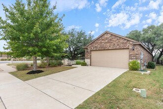 510 Holiday Creek Ln in Georgetown, TX - Building Photo - Building Photo