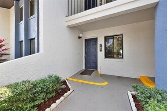2 Escondido Cir in Altamonte Springs, FL - Building Photo - Building Photo