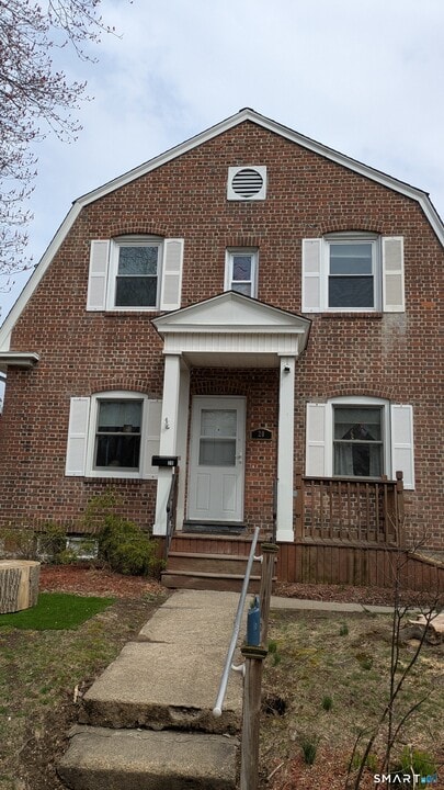 20 Westbourne Rd in Fairfield, CT - Building Photo