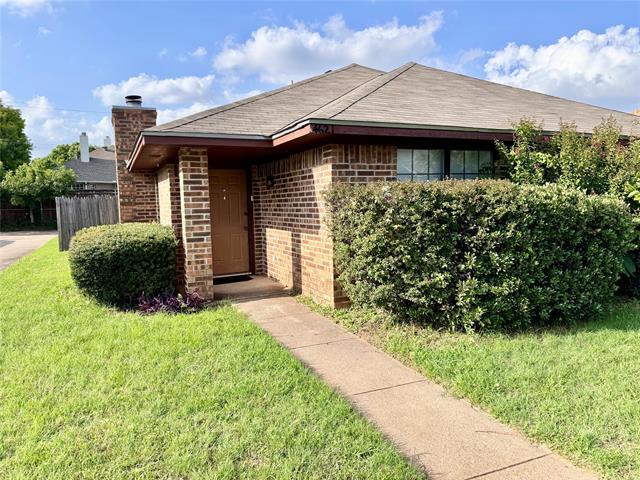 property at 4621 Sausalito Dr