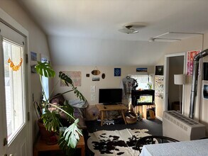 31 Loomis St, Unit 3 in Burlington, VT - Building Photo - Building Photo