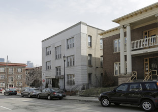 First Avenue Apartments in Minneapolis, MN - Building Photo - Building Photo