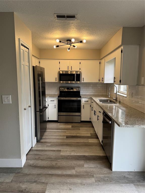 315 Carol St in Mascotte, FL - Building Photo - Building Photo