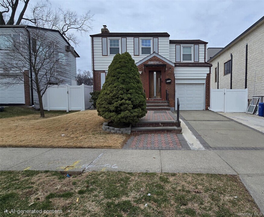 80-06 209th St in Queens, NY - Building Photo