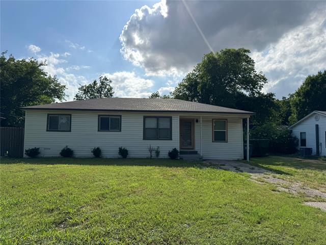 3809 Patman St in Lancaster, TX - Building Photo - Building Photo
