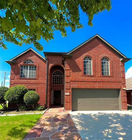 824 Times St in Grand Prairie, TX - Building Photo
