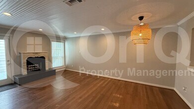 5505 Live Oak St in Dallas, TX - Building Photo - Building Photo