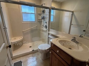 908 E Reservoir St in Springfield, IL - Building Photo - Building Photo