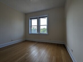 3533 W Fullerton Ave in Chicago, IL - Building Photo - Building Photo