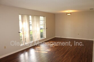 5470 Barbara Dr in Satsuma, AL - Building Photo - Building Photo
