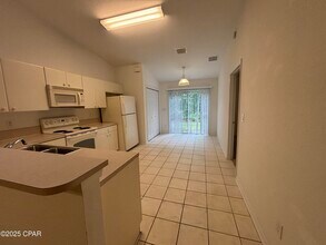 3022 Meadow St in Lynn Haven, FL - Building Photo - Building Photo