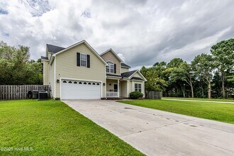 100 Marble Ct in Jacksonville, NC - Building Photo - Building Photo