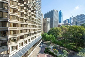 220 W Rittenhouse Square-Unit -7F in Philadelphia, PA - Building Photo - Building Photo