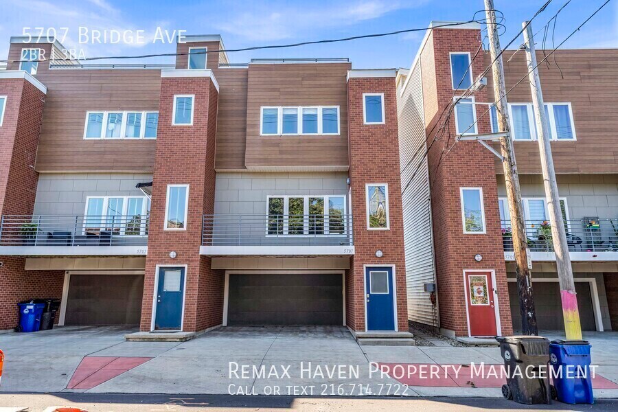 5707 Bridge Ave in Cleveland, OH - Building Photo