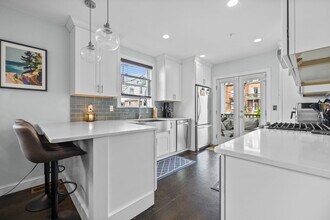 90 Bennington St, Unit 1 in Boston, MA - Building Photo - Building Photo