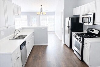 2140 Racquet Club Cir NW in Lawrenceville, GA - Building Photo - Building Photo