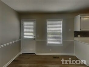 122 Jesse Brown Dr in Goodlettsville, TN - Foto de edificio - Building Photo