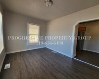 1903 E 12th St photo'