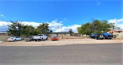 214-216 N Canyon Dr in Sierra Vista, AZ - Building Photo - Primary Photo