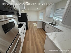 35 Flower St in Chula Vista, CA - Building Photo - Building Photo