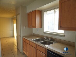 10737 Aquamarine St in El Paso, TX - Building Photo - Building Photo